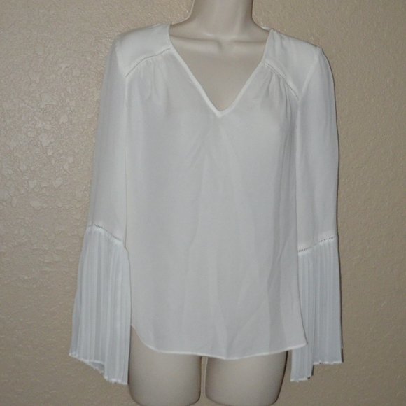 Sz XS Ramy Brook White Long Pleated Bell Sleeve V Neck Blouse - Picture 1 of 7
